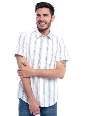 Camisa Regular Fit Manga Corta Habano Con Lineas Delgadas 